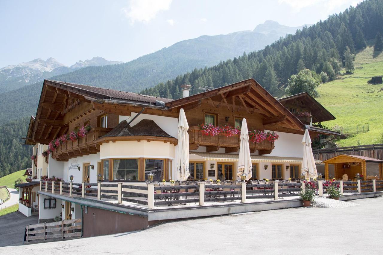 Kratzerwirt Apartments Neustift im Stubaital Exterior foto